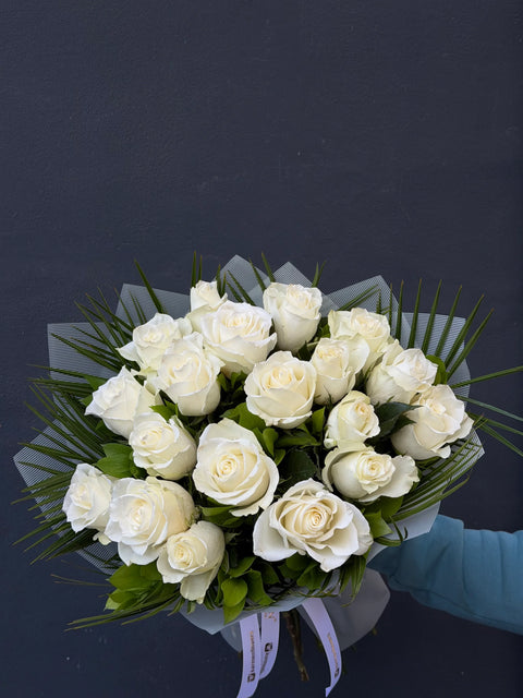 19’lu Beyaz Gül Buketi